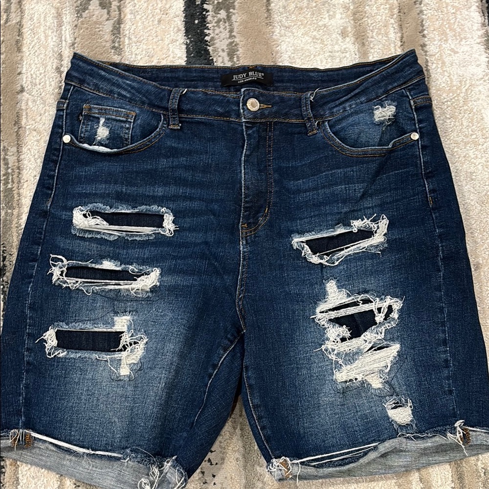 Judy Blue Distressed Denim Shorts - Blue